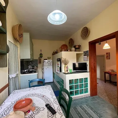 Domus Vacanze Al Mare Апартаменты Sedini