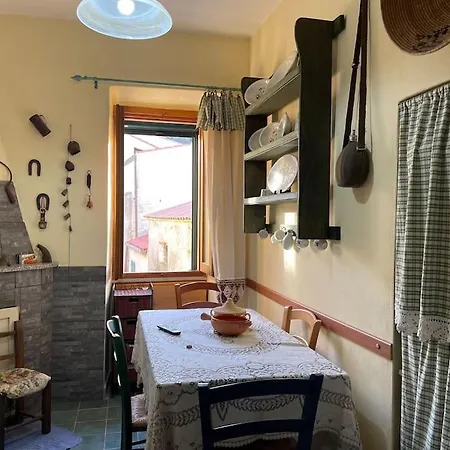 Апартаменты Domus Vacanze Al Mare Sedini